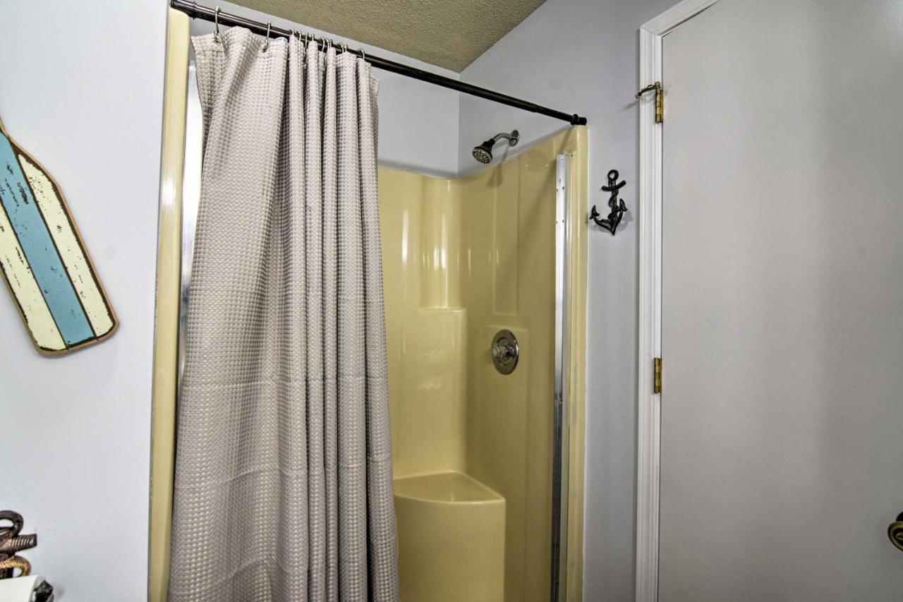 Reed Springs Condo With Furnished Deck And Pool Access Reeds Spring ภายนอก รูปภาพ