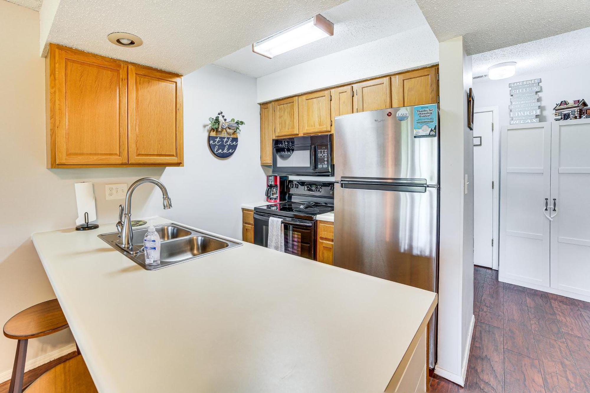 Reed Springs Condo With Furnished Deck And Pool Access Reeds Spring ภายนอก รูปภาพ